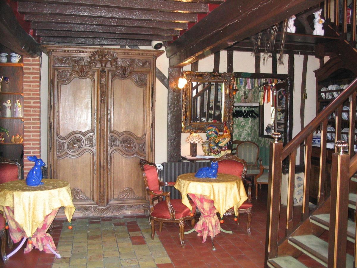 Saint-Clair-sur-les-Monts Auberge Du Val Au Cesne מראה חיצוני תמונה