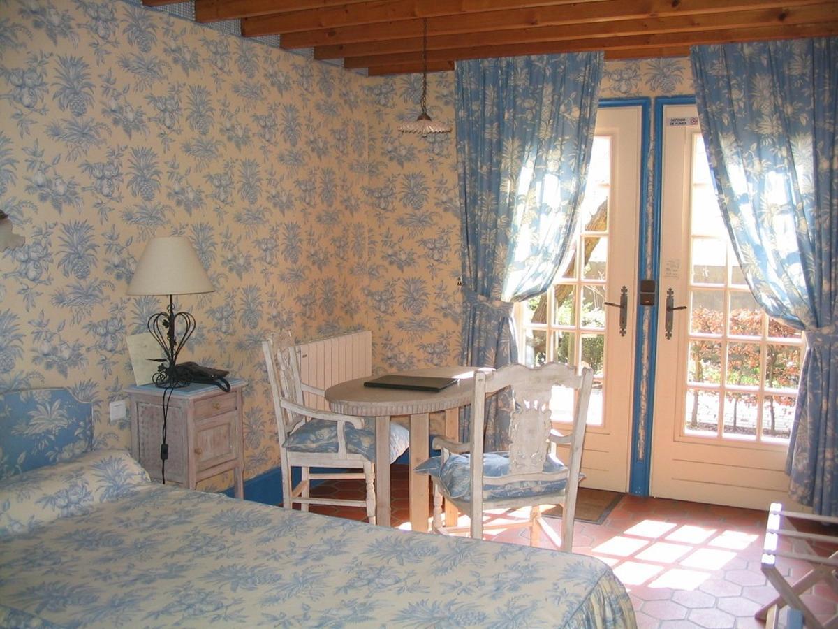 Saint-Clair-sur-les-Monts Auberge Du Val Au Cesne חדר תמונה