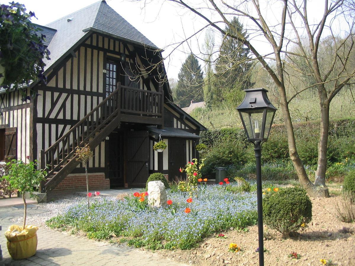 Saint-Clair-sur-les-Monts Auberge Du Val Au Cesne חדר תמונה